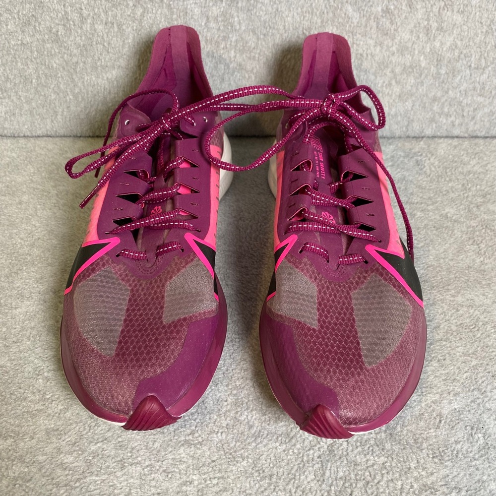 Nike Zoom Gravity Women 11.5 Pink Purple Athletic Running Gym Shoes Sneakers EUC
